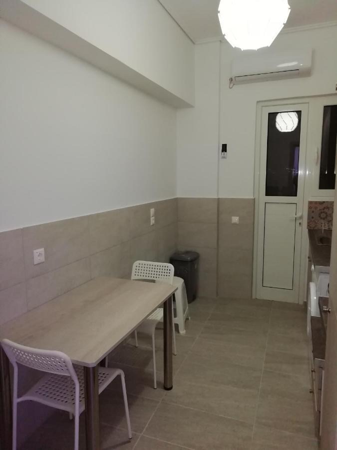 Cute Apartmnet In Thiseio Atene Esterno foto